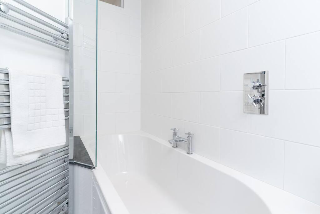 Beautiful And Contemporary Cornish Townhouse In Penzance Villa ภายนอก รูปภาพ