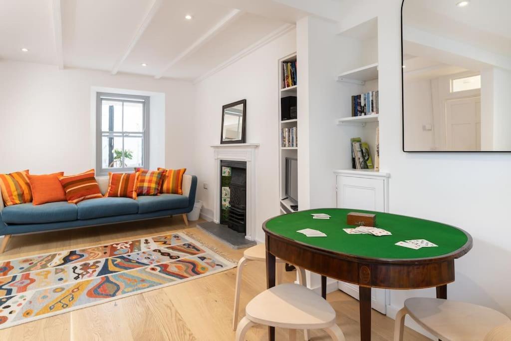Beautiful And Contemporary Cornish Townhouse In Penzance Villa ภายนอก รูปภาพ
