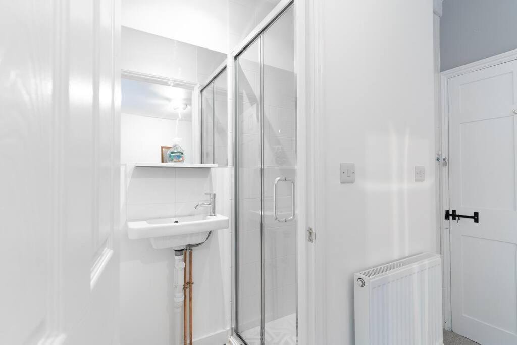 Beautiful And Contemporary Cornish Townhouse In Penzance Villa ภายนอก รูปภาพ